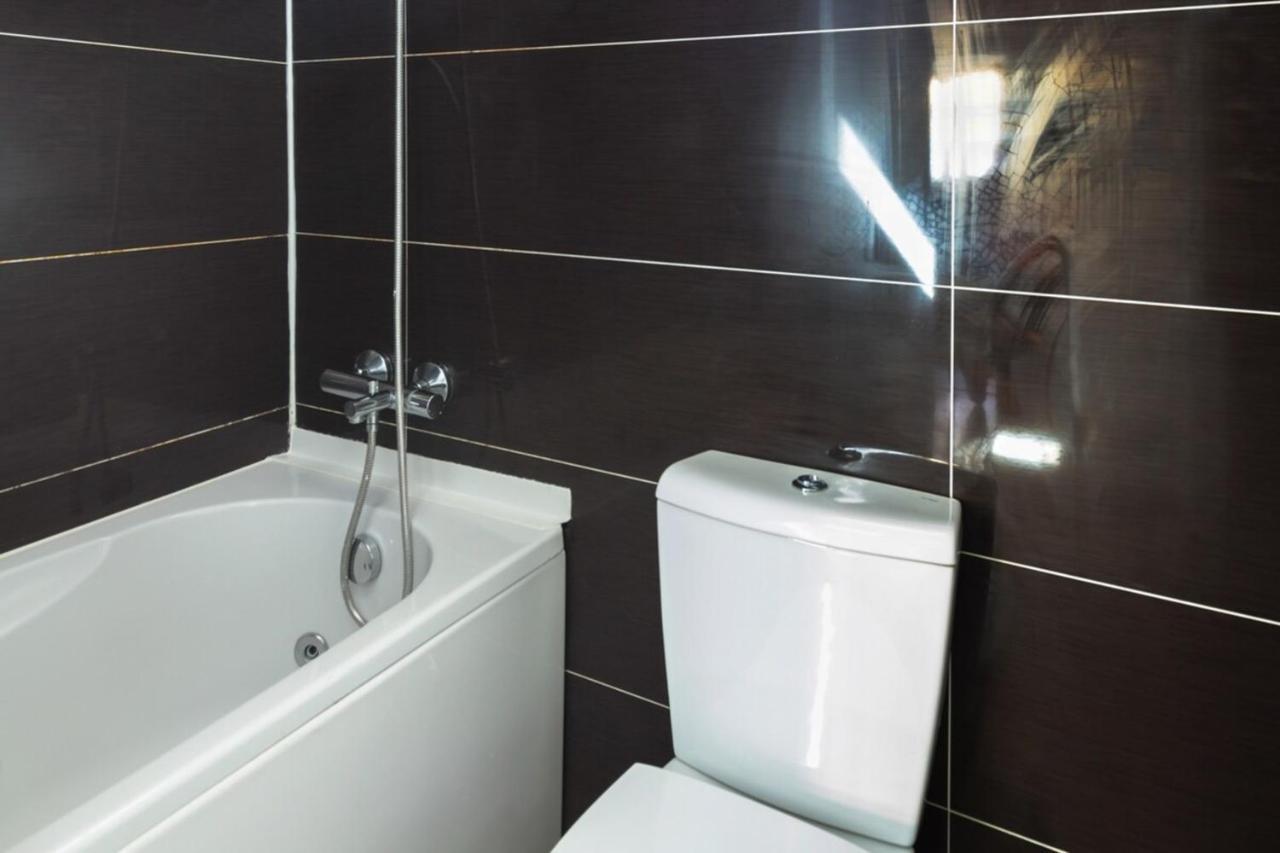 Stunning 2 Bedroom Apartment Near Belem Lisboa Exteriör bild